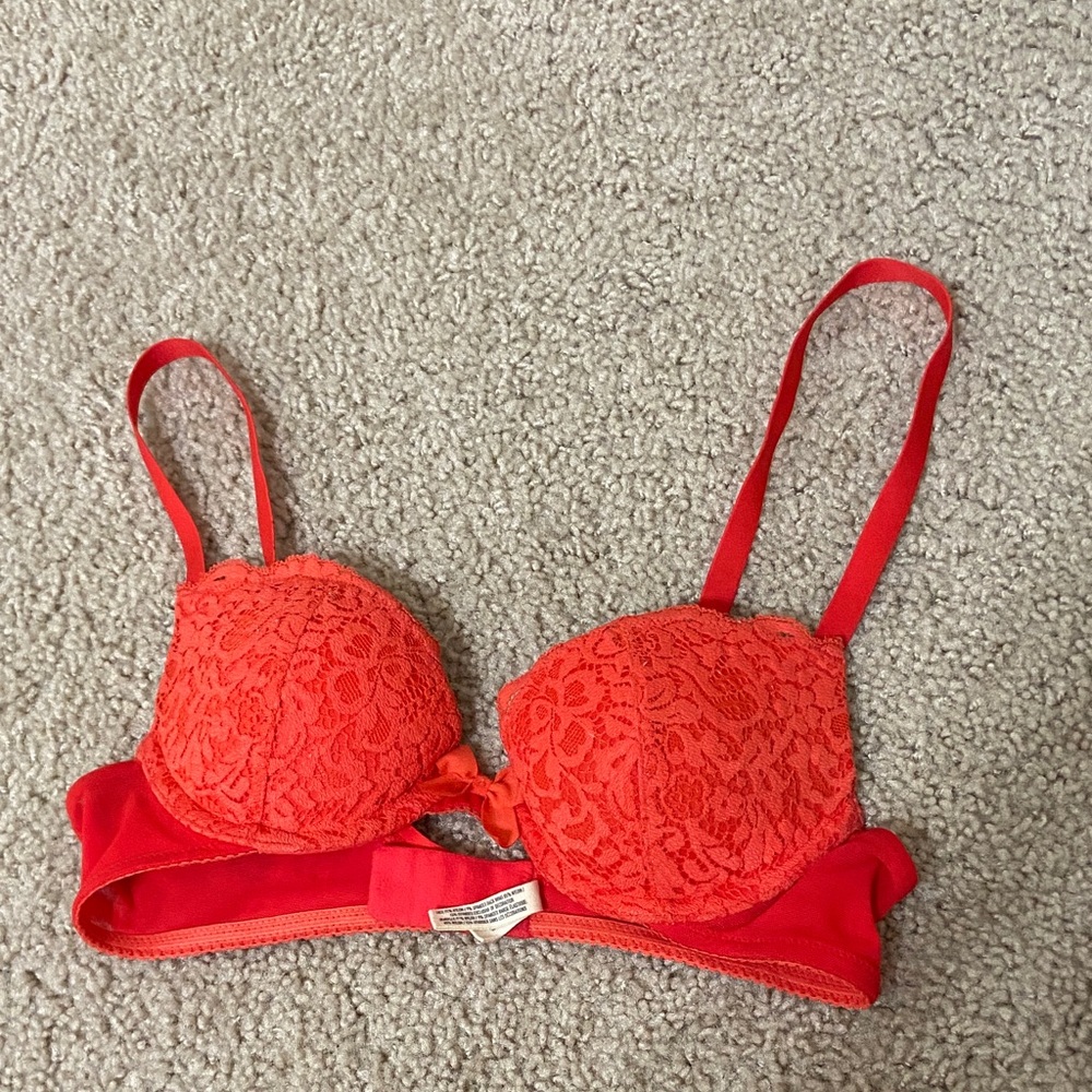 Aerie Lace Push-Up Bra in Bold Red